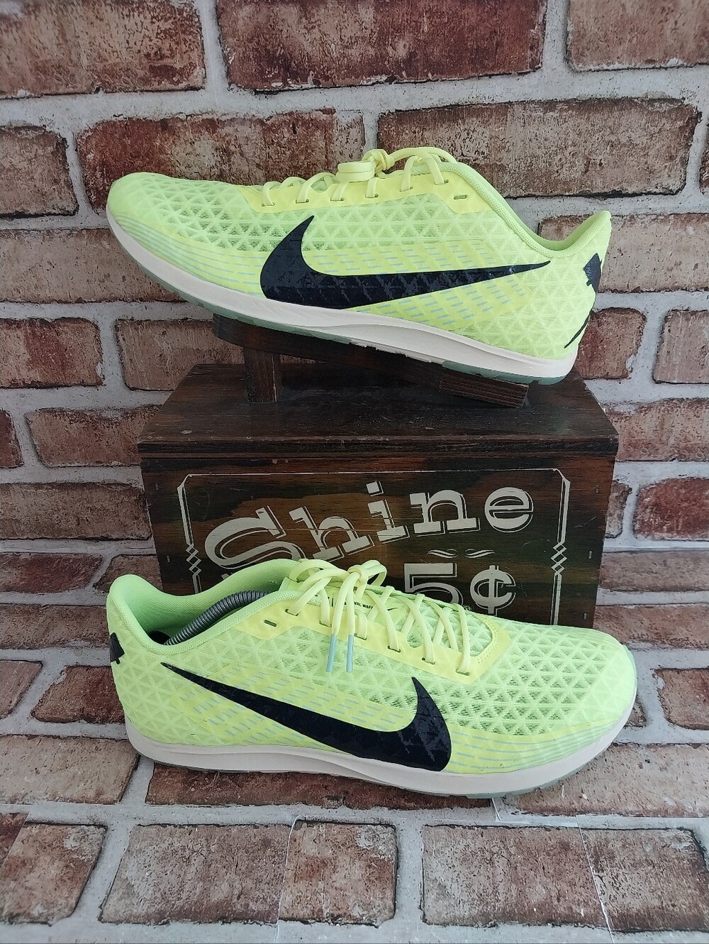 Pre-owned 2022 Nike Zoom Rival Waffle 5